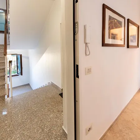 Housmart Montanara 606-4