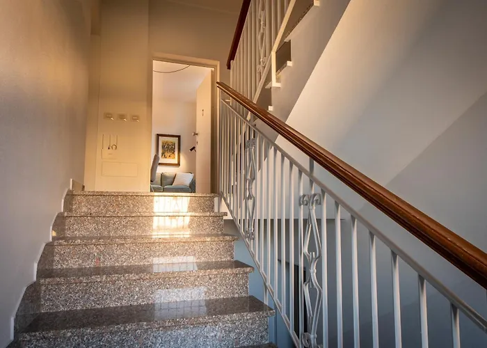 Housmart Montanara 606-4