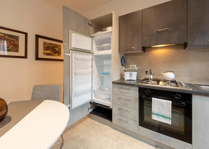 Housmart Montanara 606-4 *