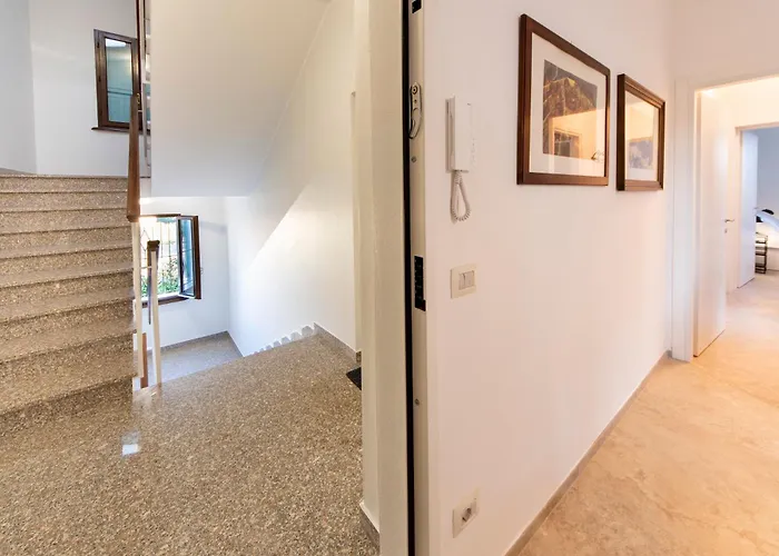 Housmart Montanara 606-4