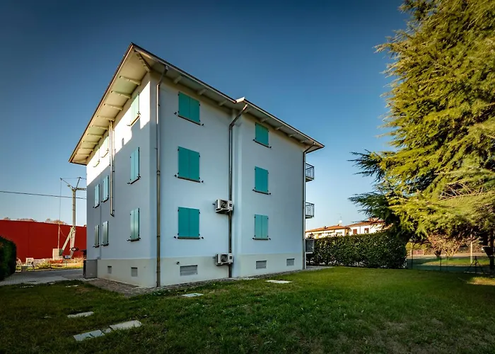 Housmart Montanara 606-4 * Vignola (Emilia-Romagna)